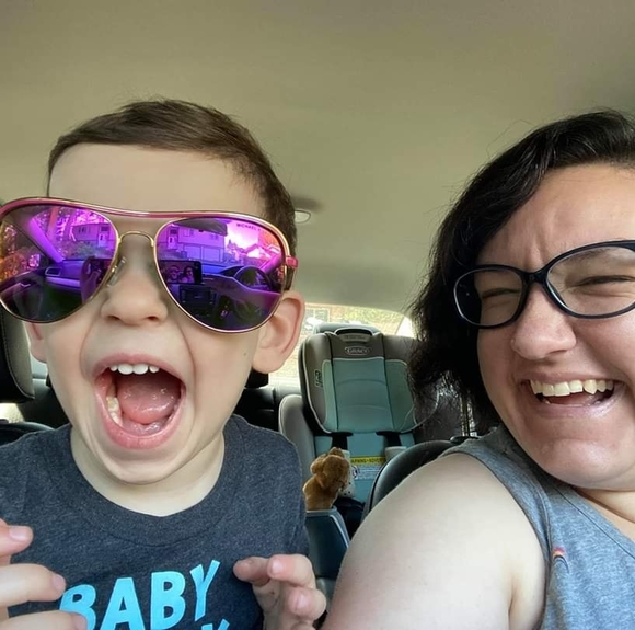 Meet your Posher, Kim - Picture 1 of 1